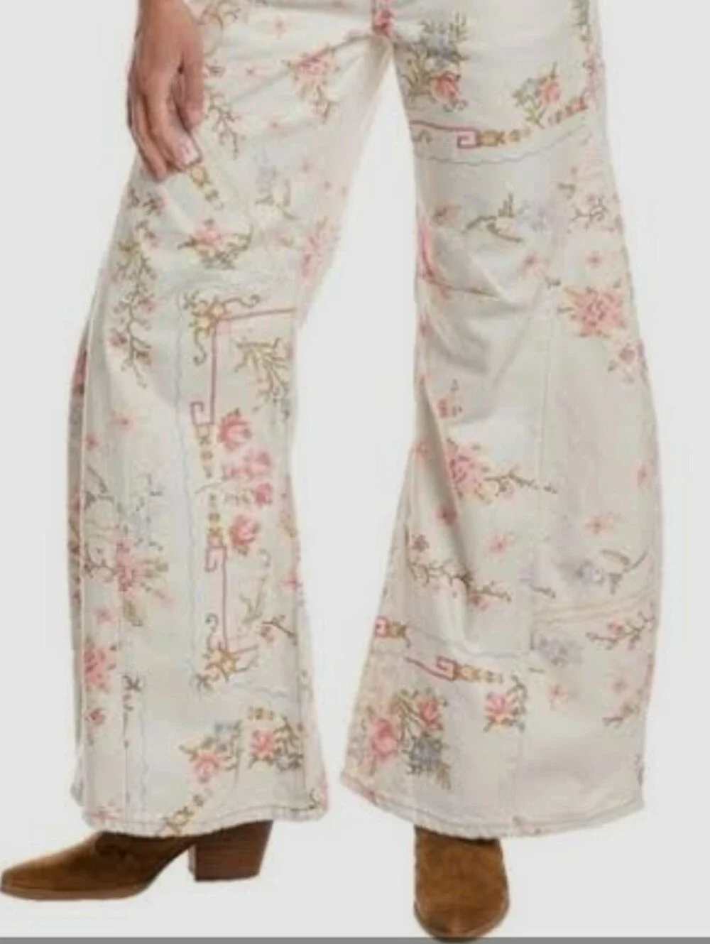 Embroidered Print EDEN Barrel Jean